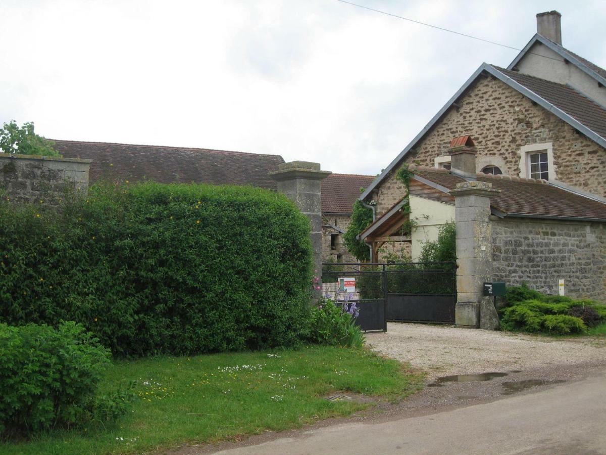 Gite Le Village Normier المظهر الخارجي الصورة