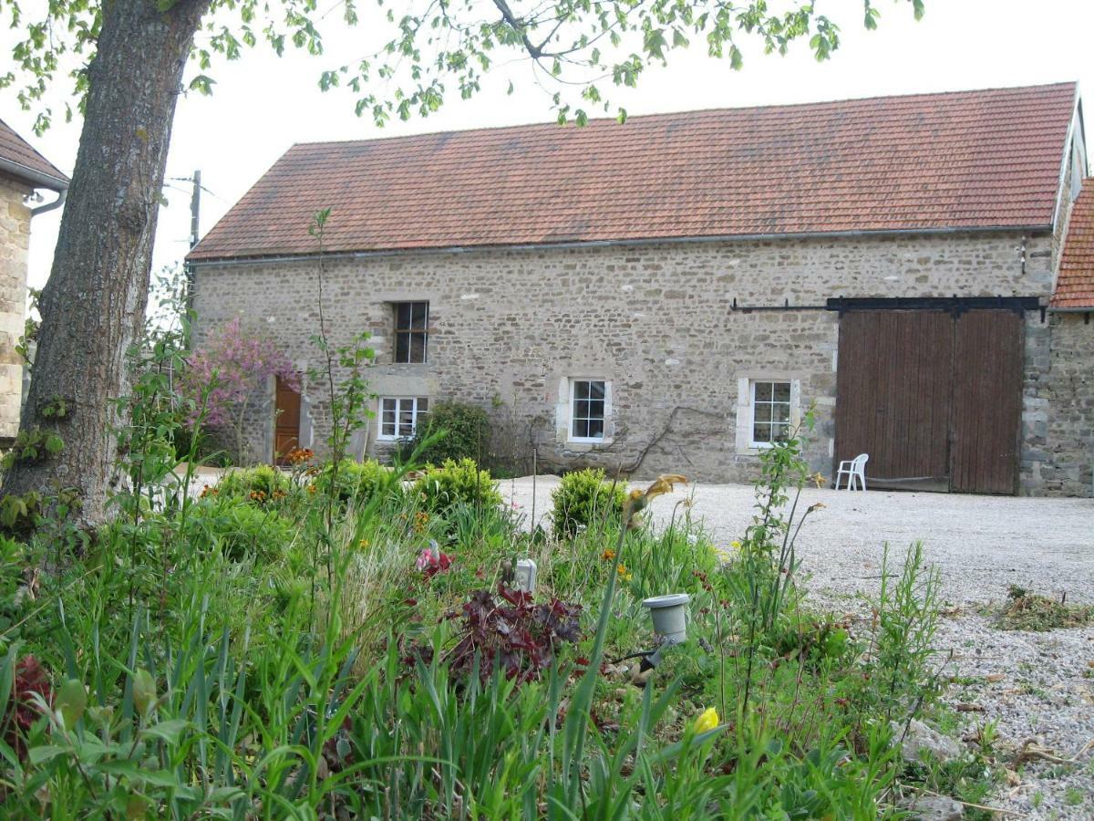 Gite Le Village Normier المظهر الخارجي الصورة